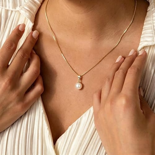 Simple Freshwater Pearl Necklace